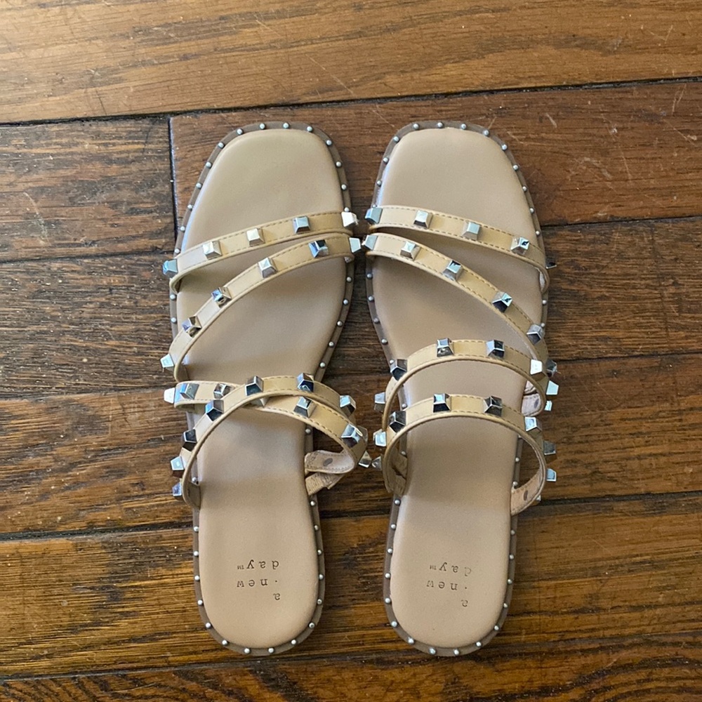 Sandal